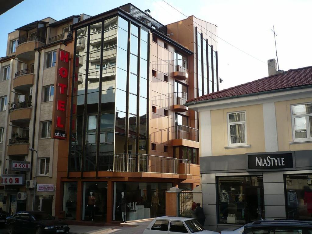 Citius Hotel Варна Экстерьер фото