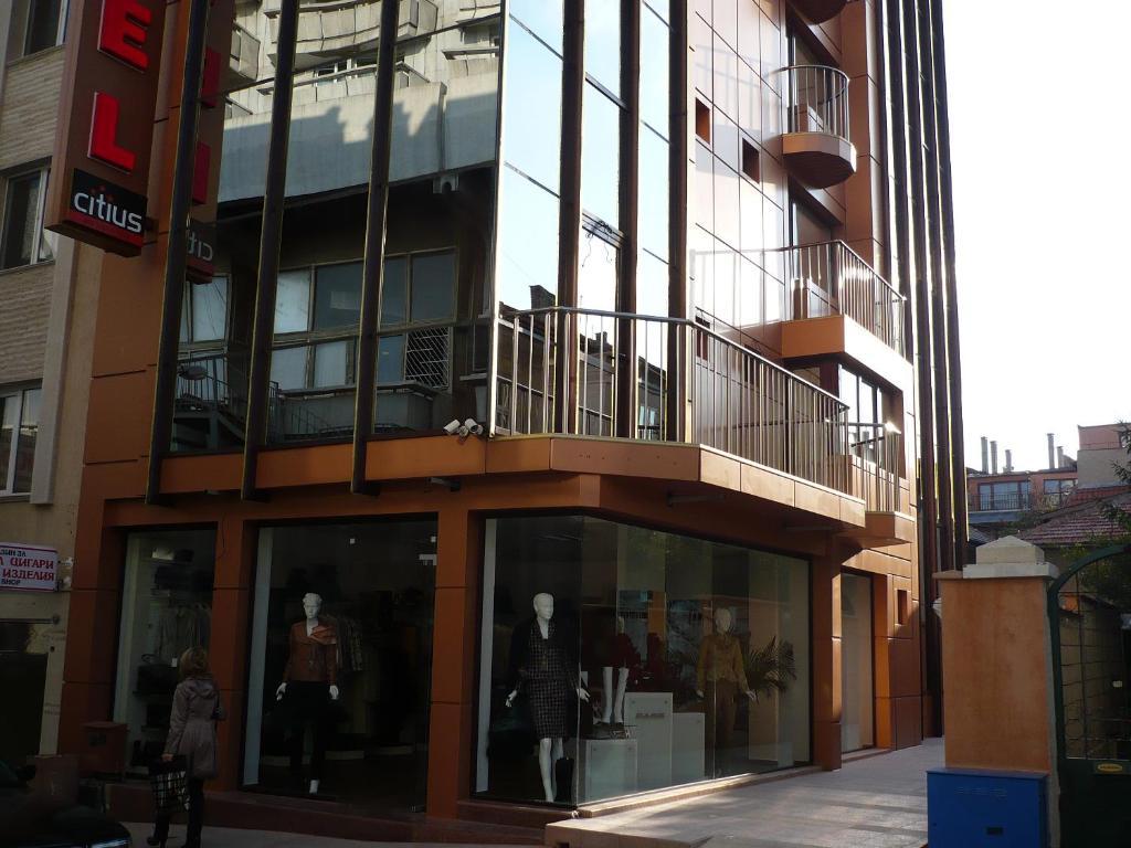 Citius Hotel Варна Экстерьер фото